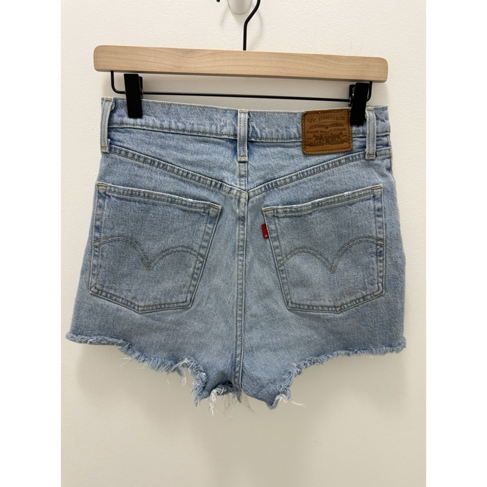 Levi's Ribcage Shorts Women 29 Light Wash High Rise Distressed Raw Hem Levis - Picture 4 of 10
